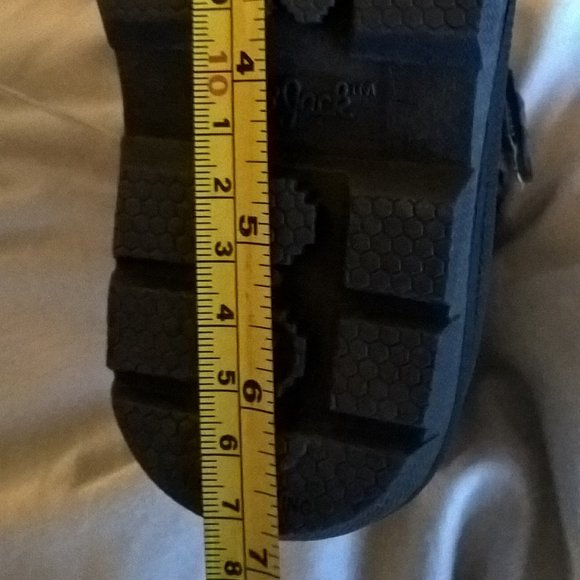 Cat & Jack toddler snow boots - Picture 7 of 7